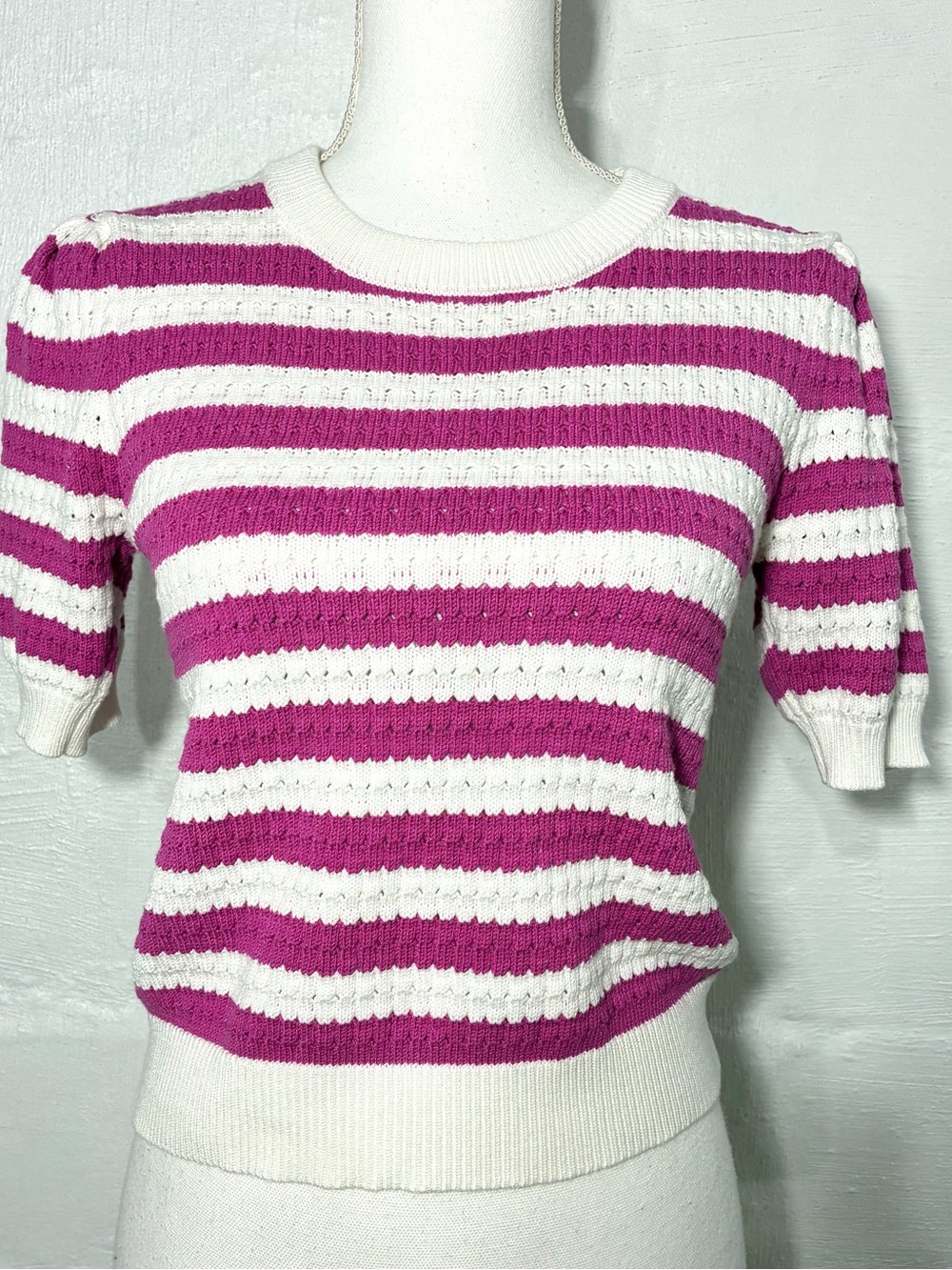 INDUSTRY SHORT PUFFY SLEEVE CREW NECK SWEATER